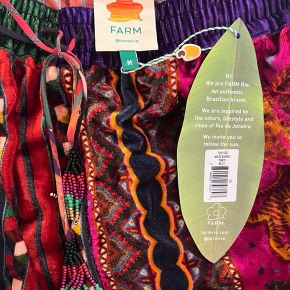 NWT FARM Rio Mixed Scarves Velvet 2 piece button down and jogger set - Picture 8 of 8